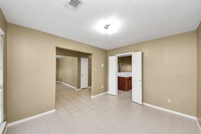 3310 Keygate Drive, Spring, TX 77388