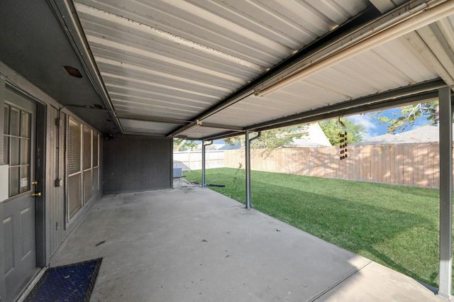 3310 Keygate Drive, Spring, TX 77388