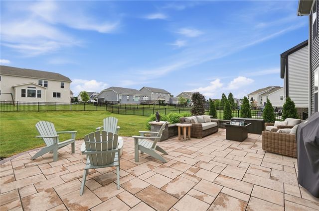 1986 Cleopatra Drive, Franklin, OH 45005