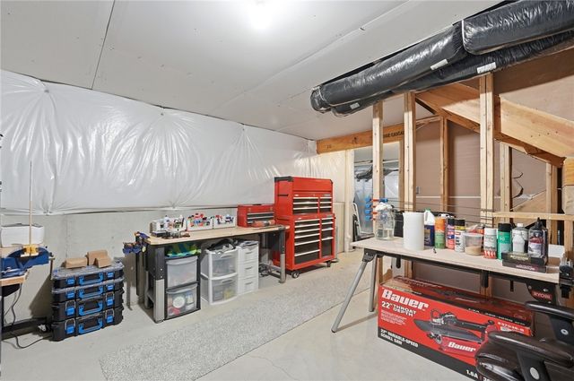1986 Cleopatra Drive, Franklin, OH 45005