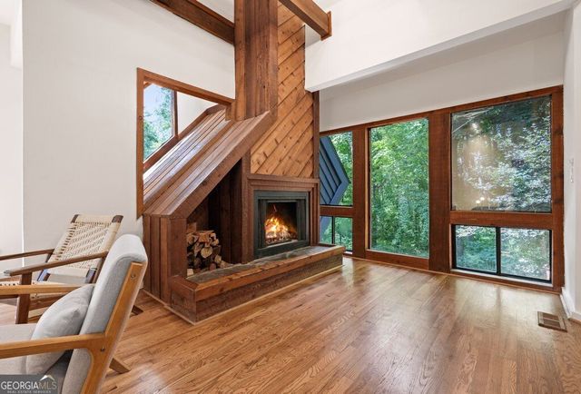 2965 Pond View Court, Marietta, GA 30062