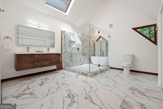 2965 Pond View Court, Marietta, GA 30062