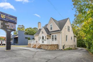 1052 S Church Street, Burlington, NC 27215