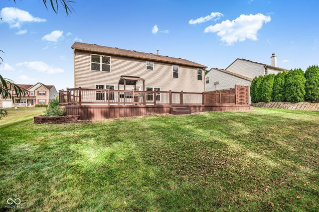 10873 Glazer Way, Fishers, IN 46038