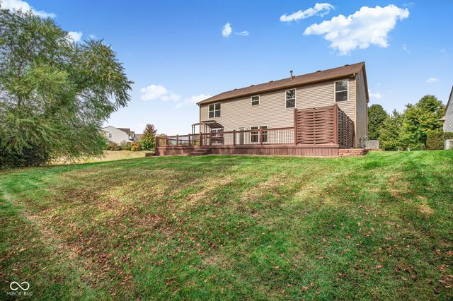 10873 Glazer Way, Fishers, IN 46038