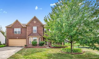 10873 Glazer Way, Fishers, IN 46038