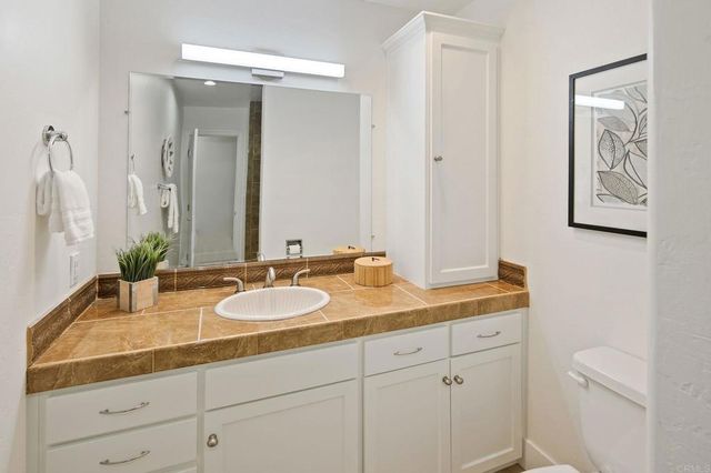 12396 Grandee Court, San Diego, CA 92128