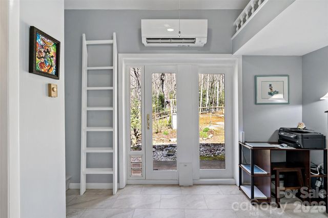 30 Red Oak Forest Road, Fairview, NC 28730