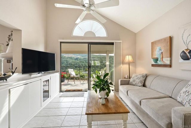 28766 Vista Valley Dr, Vista, CA 92084