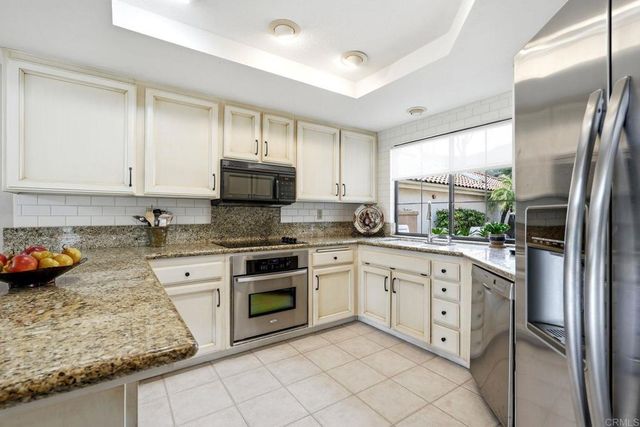 28766 Vista Valley Dr, Vista, CA 92084
