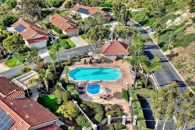28766 Vista Valley Dr, Vista, CA 92084