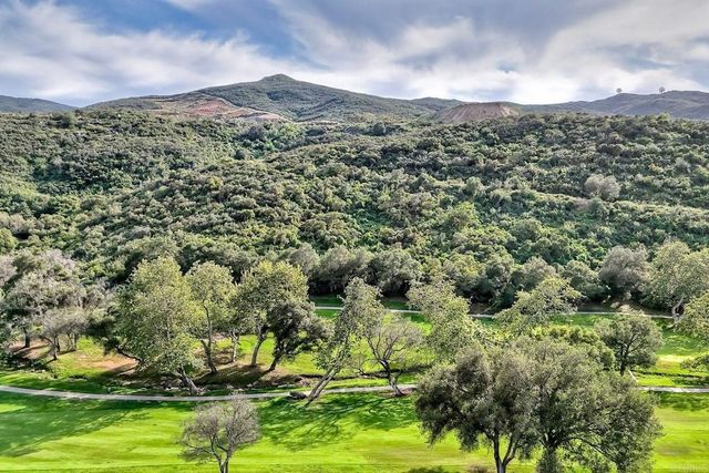 28766 Vista Valley Dr, Vista, CA 92084
