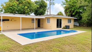 1634 Newport CT, Fort Myers, FL 33907