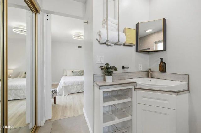 123 Pajaro Avenue, Ventura, CA 93004