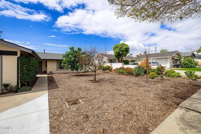 123 Pajaro Avenue, Ventura, CA 93004