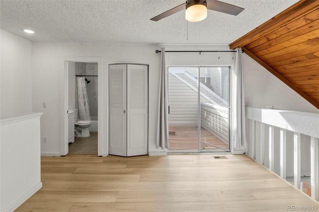 2622 S Xanadu Way B, Aurora, CO 80014