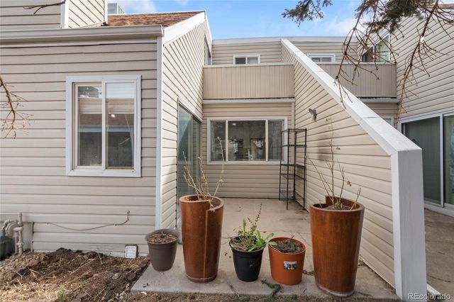 2622 S Xanadu Way B, Aurora, CO 80014