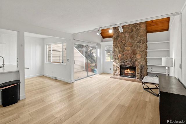 2622 S Xanadu Way B, Aurora, CO 80014