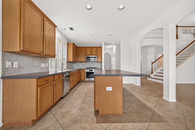 1415 Kennewick Court, Sugar Land, TX 77479