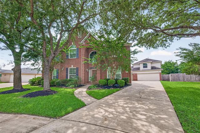 1415 Kennewick Court, Sugar Land, TX 77479