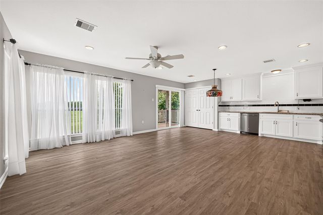 1415 Kennewick Court, Sugar Land, TX 77479