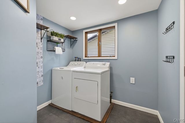 19 Hazelhurst Avenue, Owasco, NY 13021