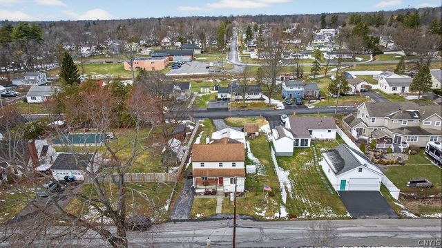 19 Hazelhurst Avenue, Owasco, NY 13021