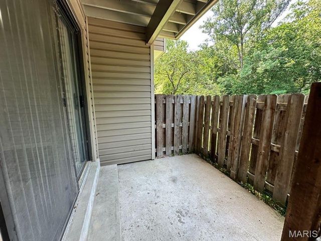 69 Jakes Court, O'fallon, MO 63366