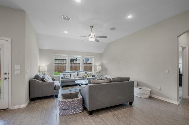 2602 Melrose Drive, Mansfield, TX 76084