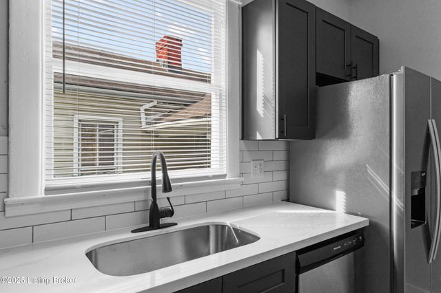 525 Atwood St, Louisville, KY 40217