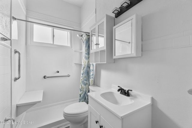 525 Atwood St, Louisville, KY 40217