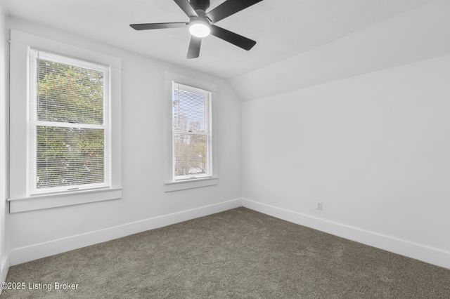 525 Atwood St, Louisville, KY 40217