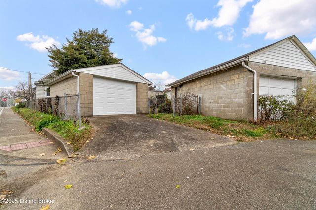 525 Atwood St, Louisville, KY 40217