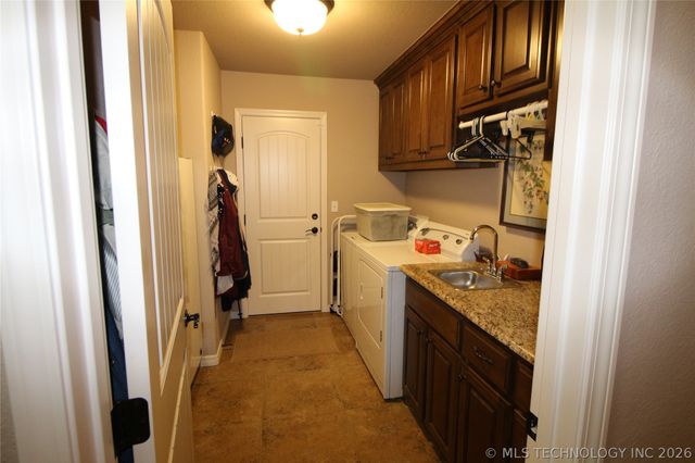 1002 Springfield Court, Durant, OK 74701