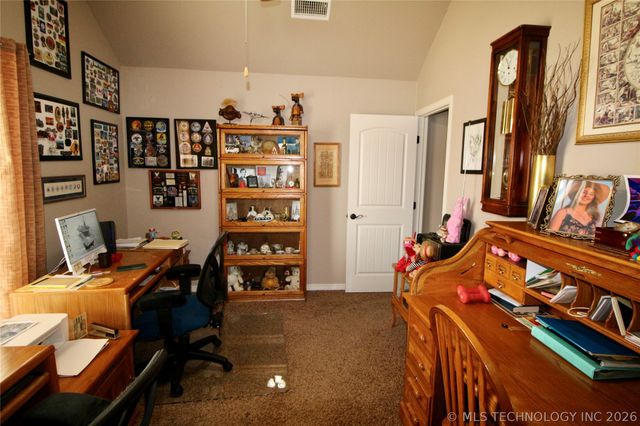 1002 Springfield Court, Durant, OK 74701