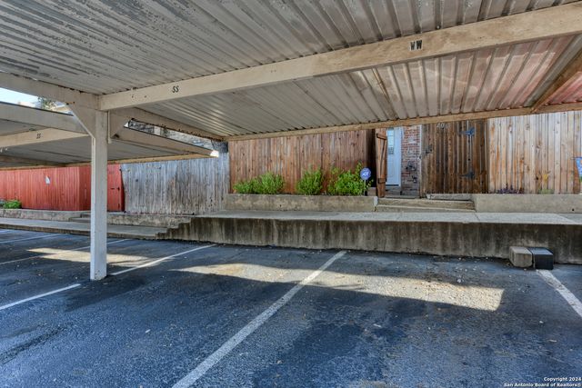 6718 Callaghan Rd Apt 205, San Antonio, TX 78229