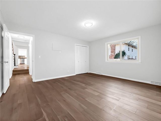 6524 Westgate Circle, Shawnee, KS 66216