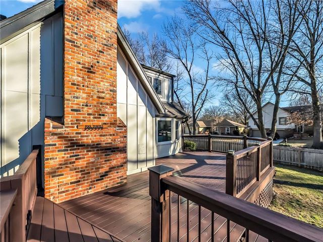 6524 Westgate Circle, Shawnee, KS 66216