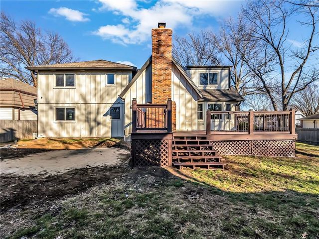 6524 Westgate Circle, Shawnee, KS 66216