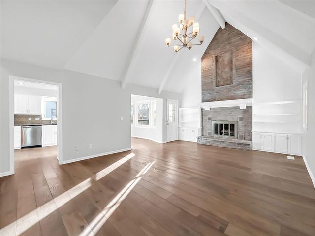 6524 Westgate Circle, Shawnee, KS 66216