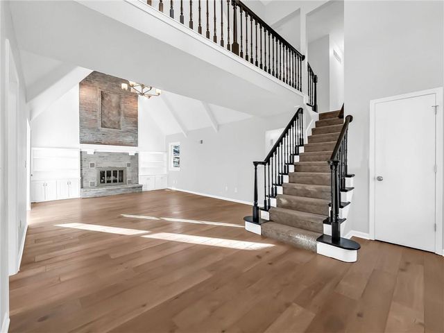 6524 Westgate Circle, Shawnee, KS 66216