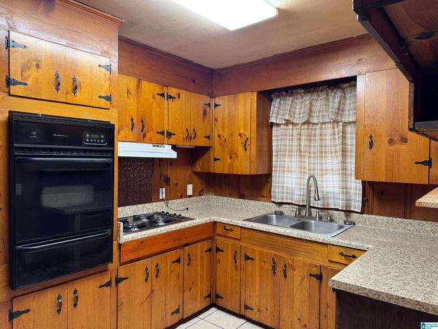 703 DOLPHIN DRIVE, Weaver, AL 36277