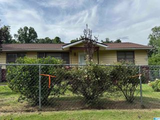 703 DOLPHIN DRIVE, Weaver, AL 36277