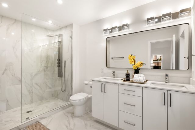 829 Nomas Street, Dallas, TX 75212