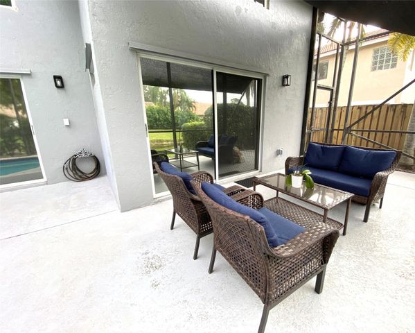 6341 NW 58th Way, Parkland, FL 33067