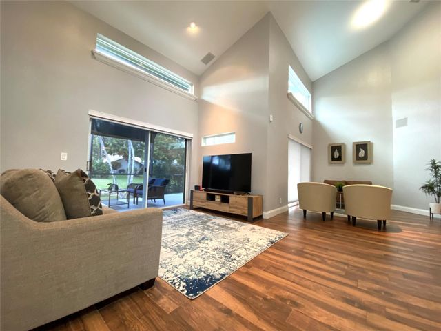 6341 NW 58th Way, Parkland, FL 33067