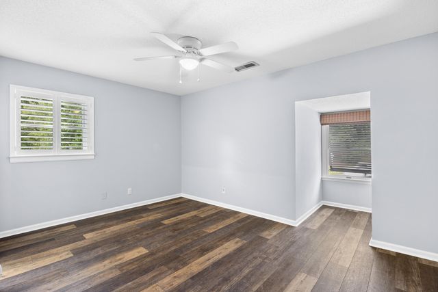 3379 Collins Creek Dr., Murrells Inlet, SC 29576
