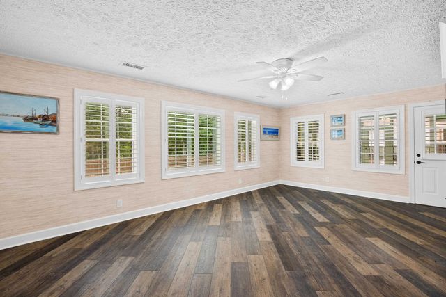 3379 Collins Creek Dr., Murrells Inlet, SC 29576