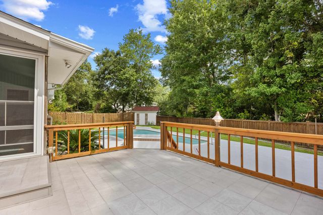 3379 Collins Creek Dr., Murrells Inlet, SC 29576