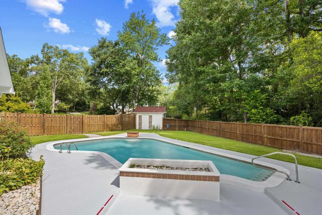 3379 Collins Creek Dr., Murrells Inlet, SC 29576